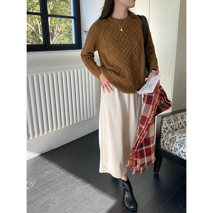 Women casual chunky knit sweater with cable pattern Chic & Stil