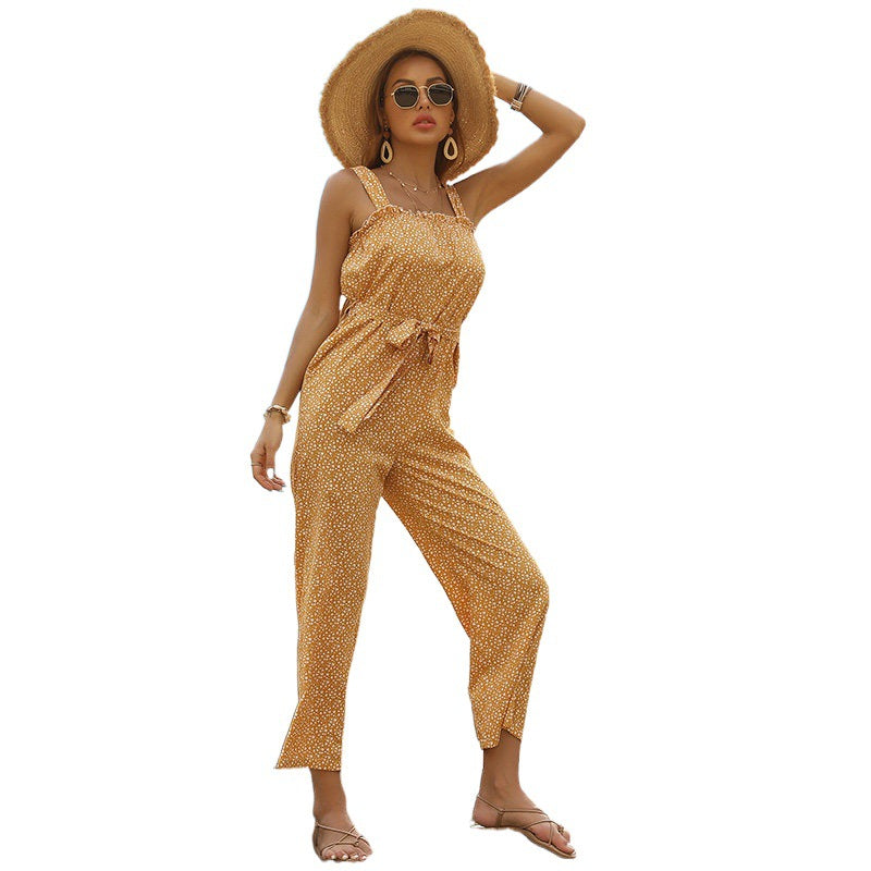 Lady jumpsuit with floral print and adjustable tie belt Lune London