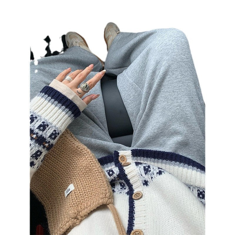 Cardigan pour femmes avec des motifs norvégiens traditionnels et fermeture à boutons Chic & Stil