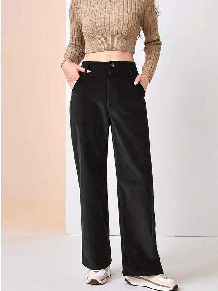 Ladies Elegant, wide chino pants with practical pockets and high waist Lune London