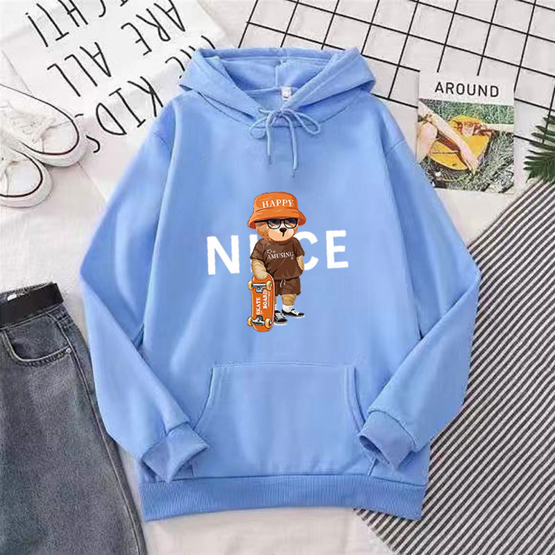 Women hoodie with vibrant cartoon design Chic & Stil