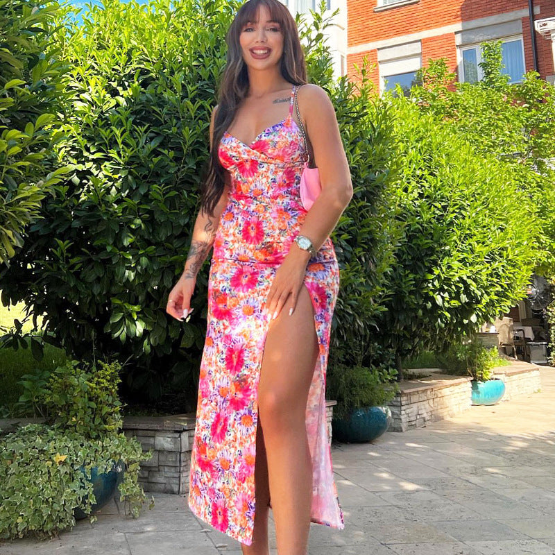 Chic and elegant floral maxi dress for women with slit