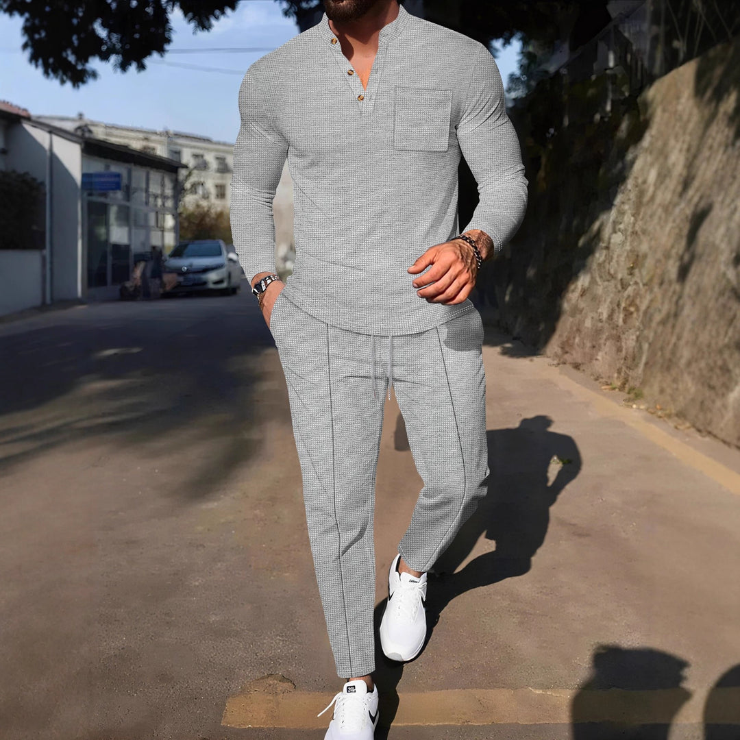Casual tracksuit for men with textured top and comfortable joggers Lune London