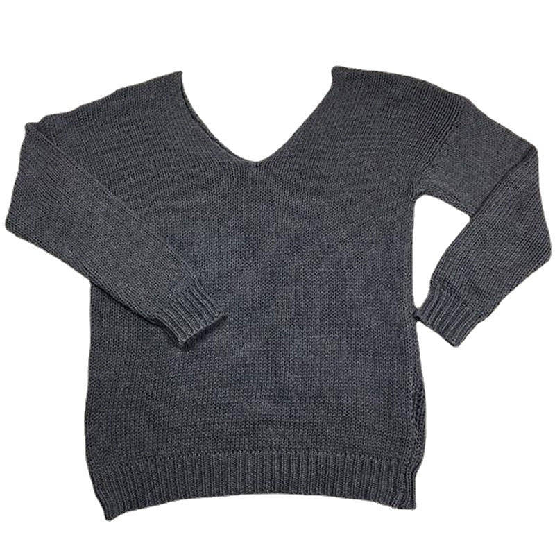 Knitted V-neck sweater for women with a casual cut Lune London