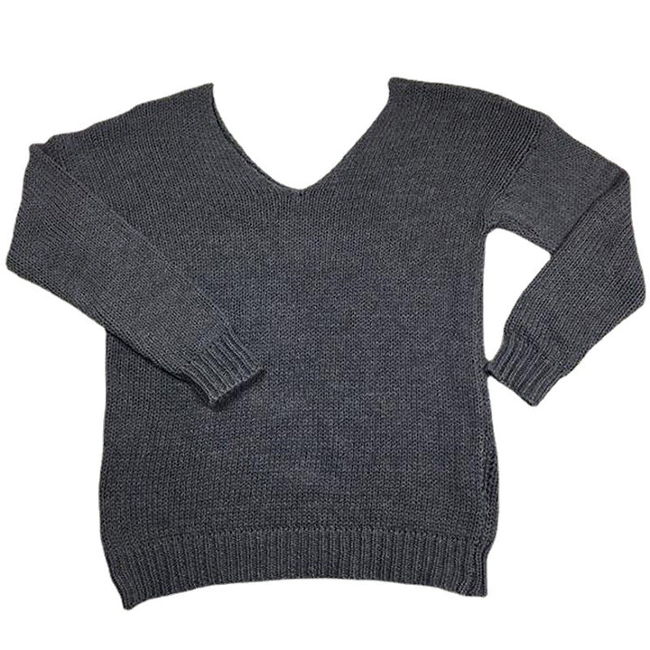 Knitted V-neck sweater for women with a casual cut Lune London