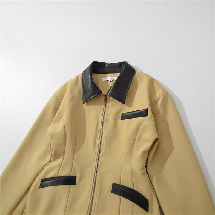 Ladies fashionable transition jacket with high collar and practical flap pockets Lune London