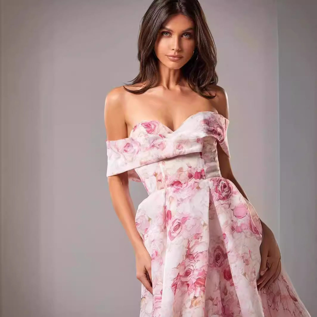 Women's maxi dress with off-shoulder design and floral patterns Lune London