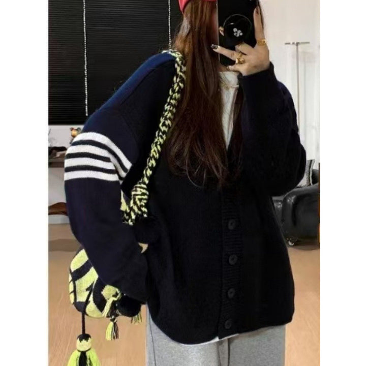 Cardigan chaud et stylé pour femmes Chic & Stil