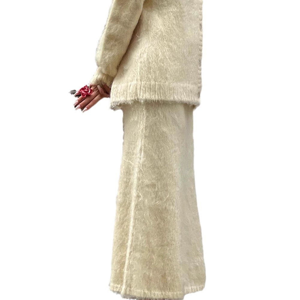 Ladies cozy sweater and midi skirt set Lune London
