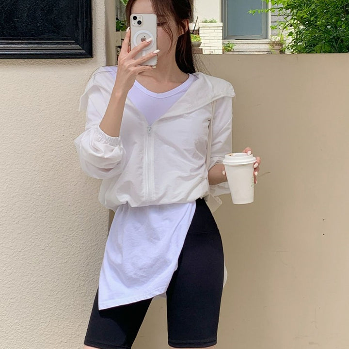 Veste légère fonctionnelle à capuche pour femmes Chic & Stil