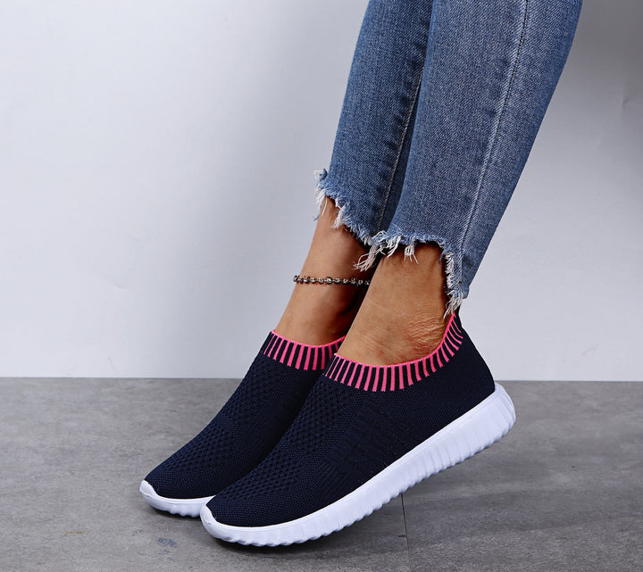 Women's Slip-On Sports Sneakers with Elastic Knit Upper and Non-Slip Sole Lune London