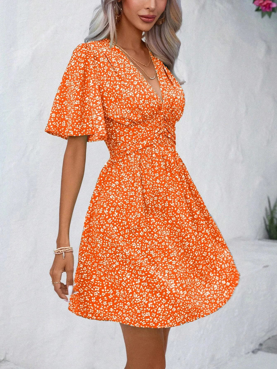 V-neck dress with snowflake pattern for women with puff sleeves and elastic belt Lune London