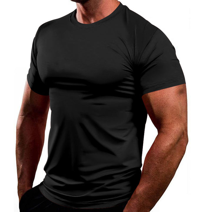 Breathable fitness t-shirt for men in lightweight fabric with a fitted cut Lune London