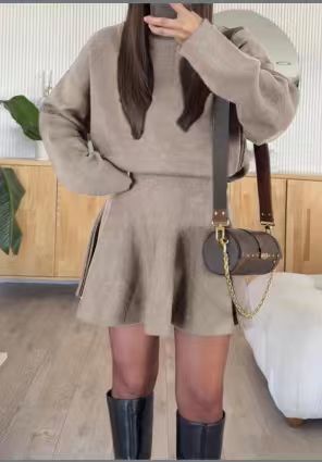 Robe en tricot stylée pour femme avec capuche Chic & Stil