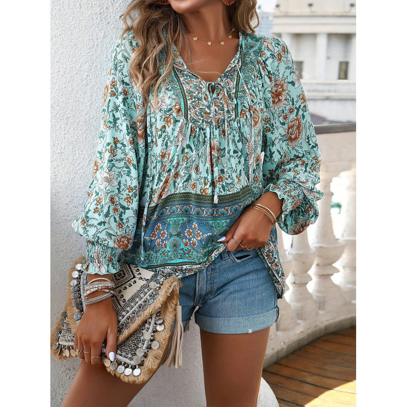 Lightweight women's blouse with floral pattern and detailed laces Lune London