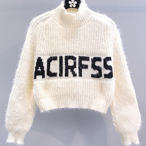Chunky knit high neck sweater for women with a graphic pattern Lune London