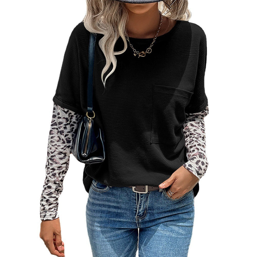 Casual oversized T-shirt for women with removable sleeves and chic leopard print