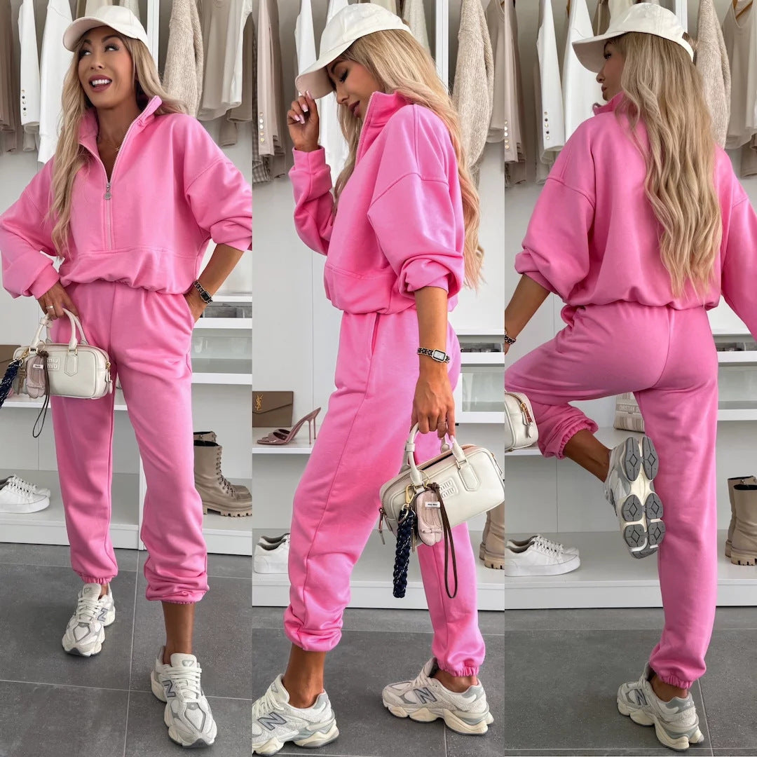 Sports loungewear set for women with stylish high collar and zipper Chic und Stil