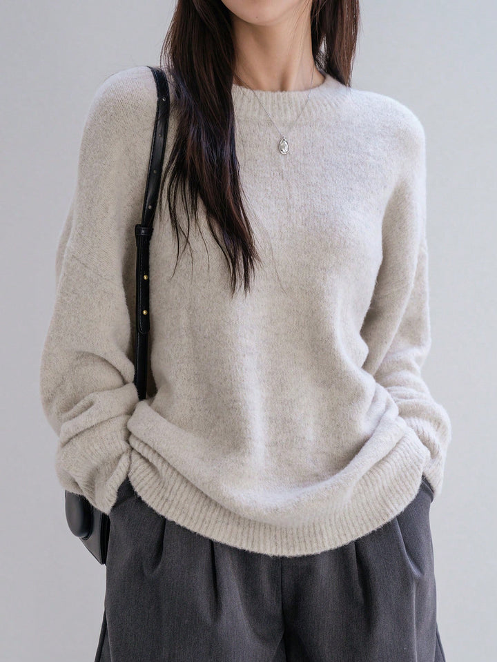 Women Casual Sweater with Soft Textured Material and Elegant Cut Chic & Stil