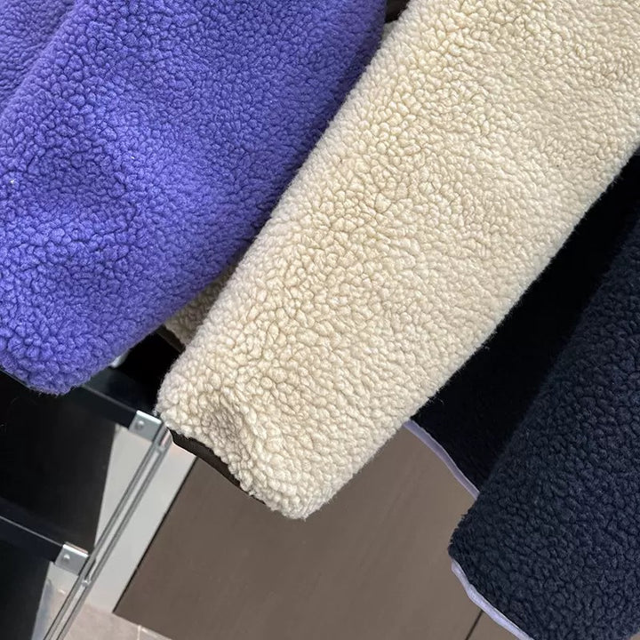 Veste en polaire confortable pour femmes avec poches zippées pratiques Chic & Stil