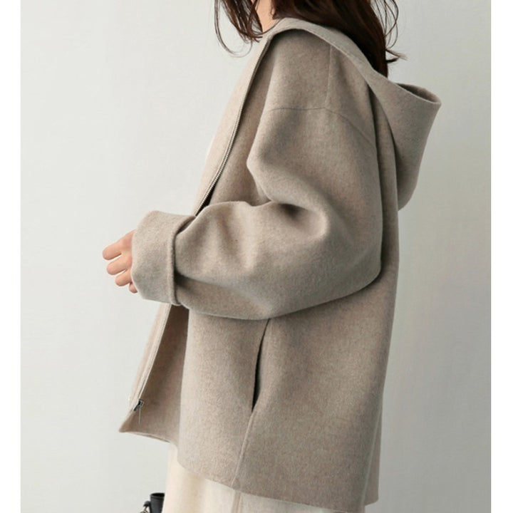 Elegant and modern hooded jacket for women in soft material Lune London