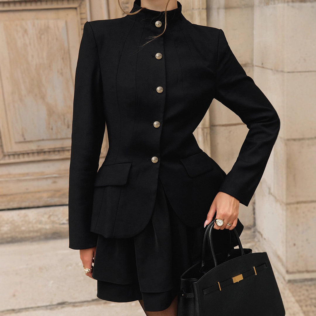 Veste élégante pour femmes avec coupe slim et détails de bouton élégants Lune London