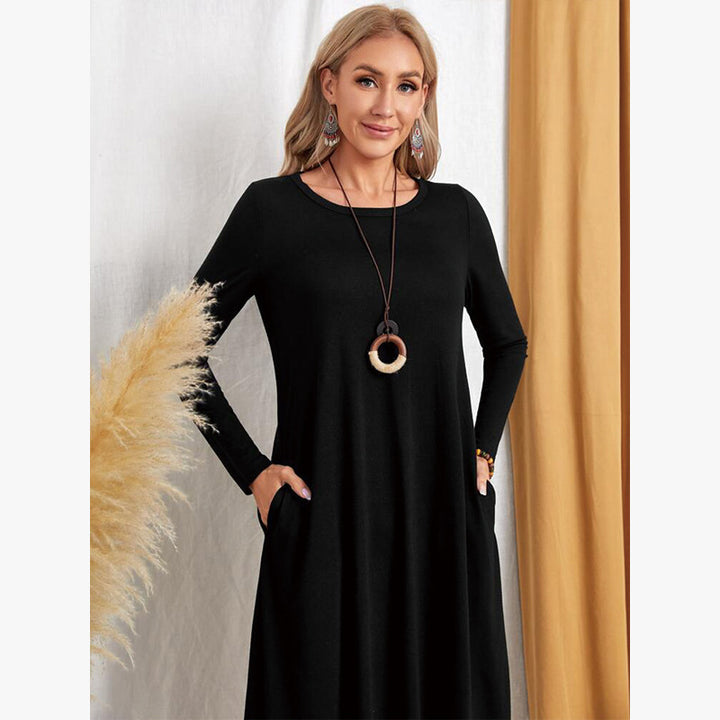 Casual long dress with long sleeves for women with practical pockets Lune London