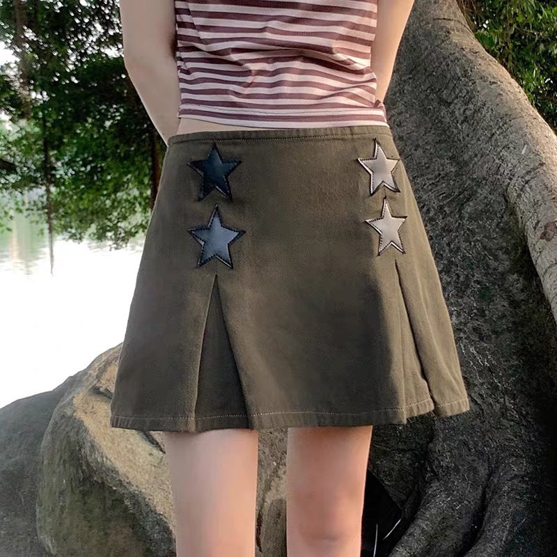 Mini skirt for women with structured star details and high-quality material Lune London