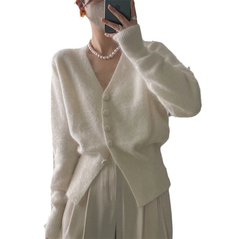 Cardigan Femme en Matériau Mohair Doux avec Fermeture Boutonnée Chic & Stil
