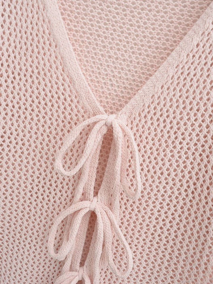 Knit sweater for women with V-neckline and lace Lune London
