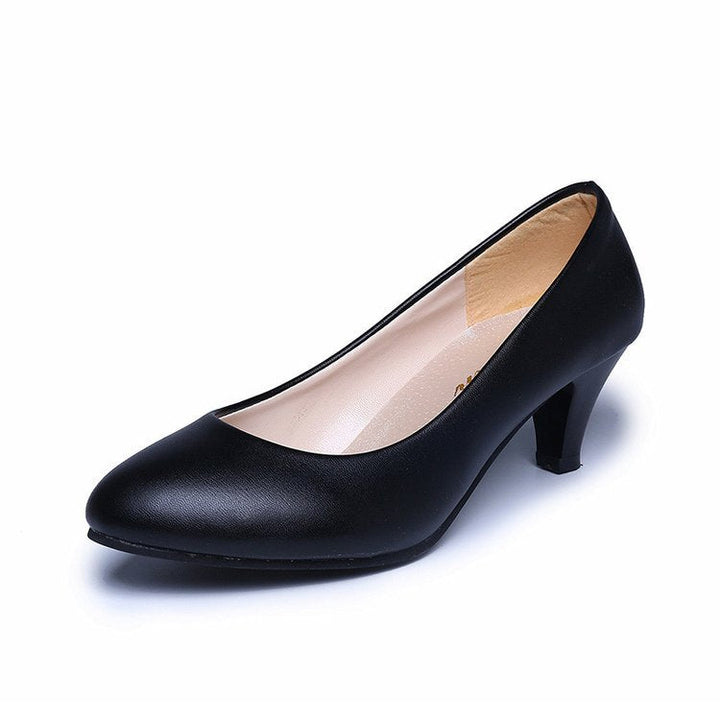 Women Elegant and Timeless Pumps Lune London