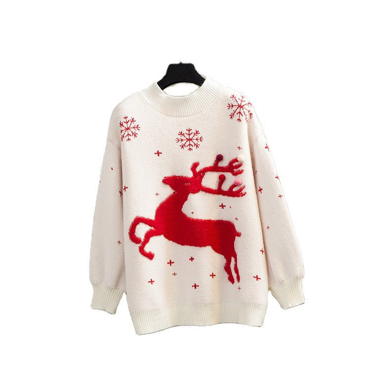 Women's Christmas sweater with festive reindeer pattern and comfortable round neck Lune London