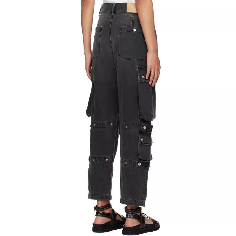 Pantalons cargo pour femmes avec une coupe ample et des poches pratiques Chic & Stil