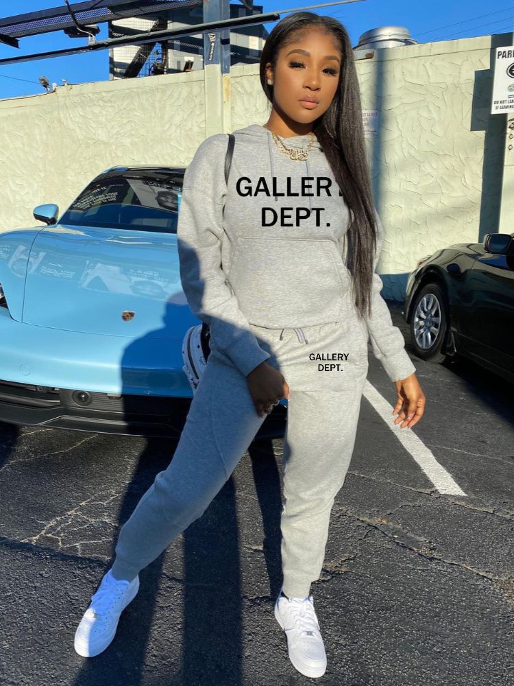 Women's combined sports set with hoodie and jogger pants Lune London