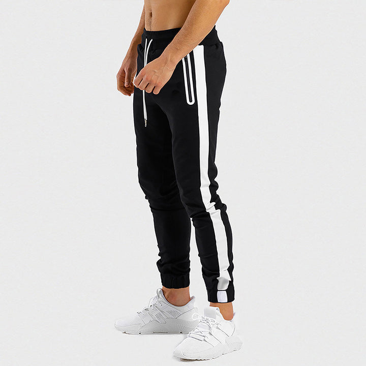 Sporty jogger pants for men with innovative side pockets Lune London