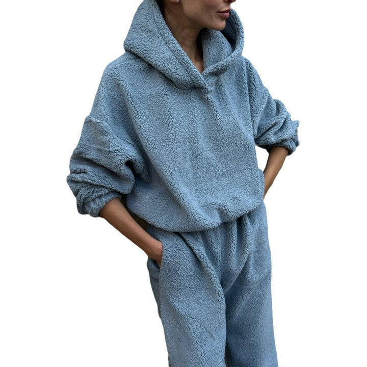 Women's Cozy Fleece Set with Hood and Elastic Waistband Lune London