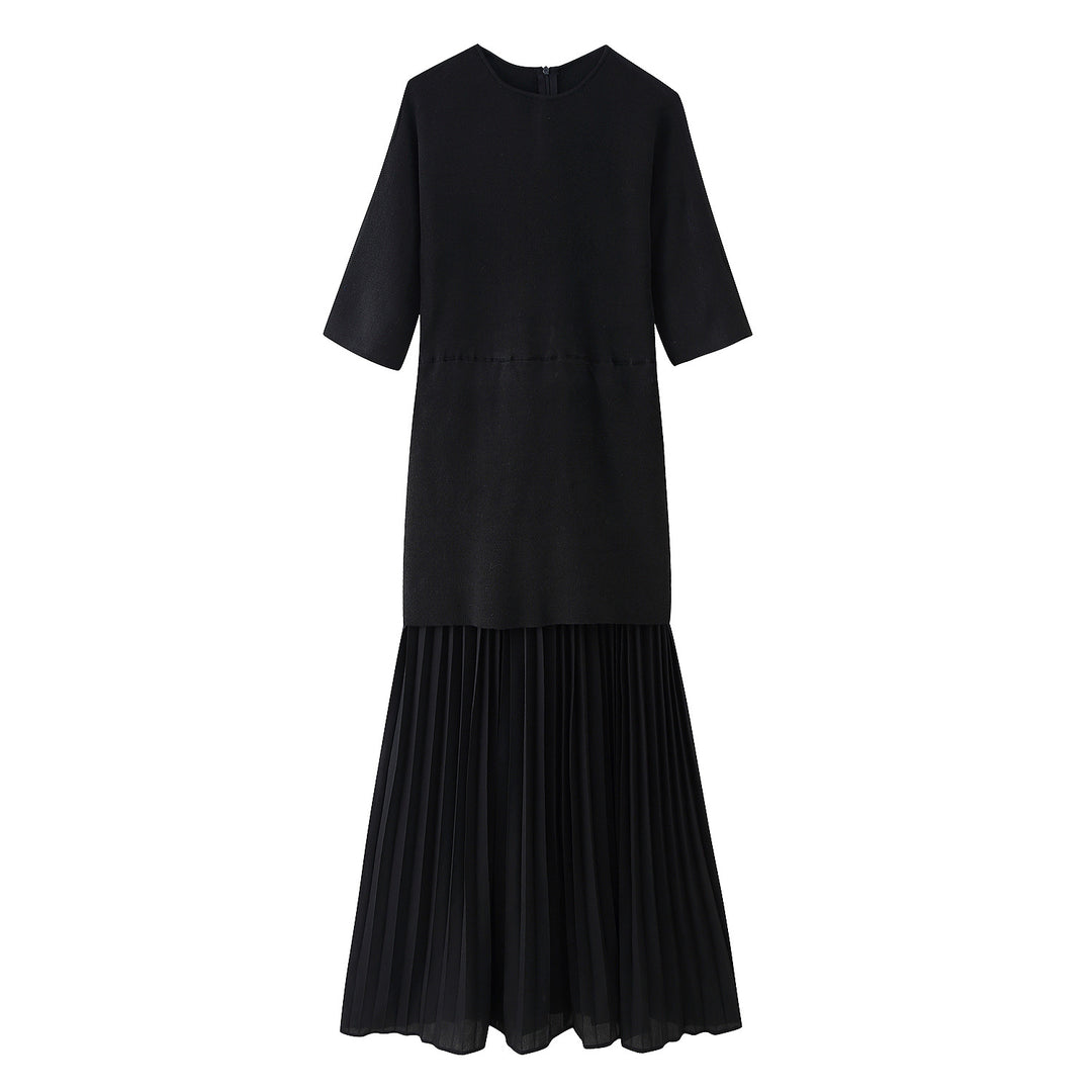 Maxi dress for women with high-quality pleated design and modern cut Lune London