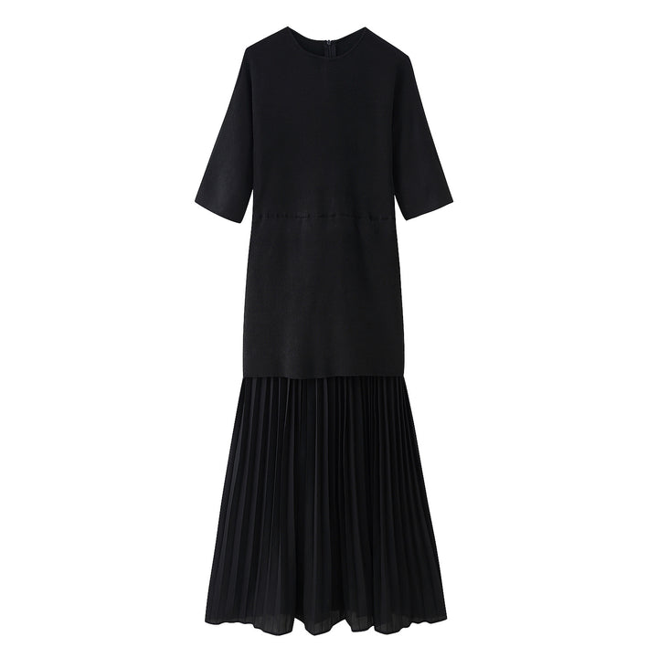 Maxi dress for women with high-quality pleated design and modern cut Lune London