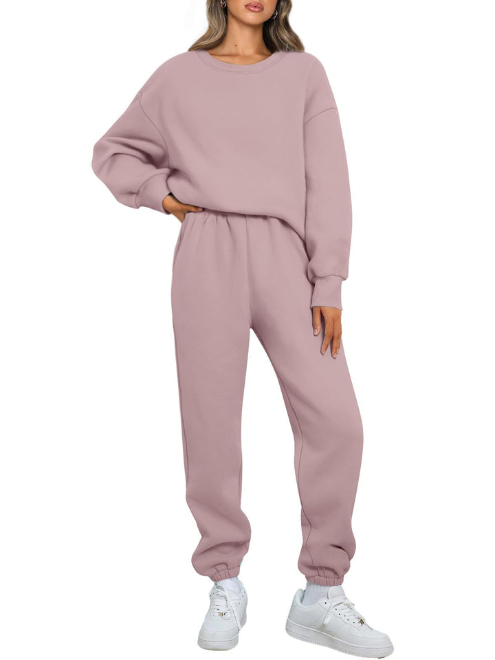 Women's comfortable leisure suit with oversized cut and elastic waistband Chic & Stil