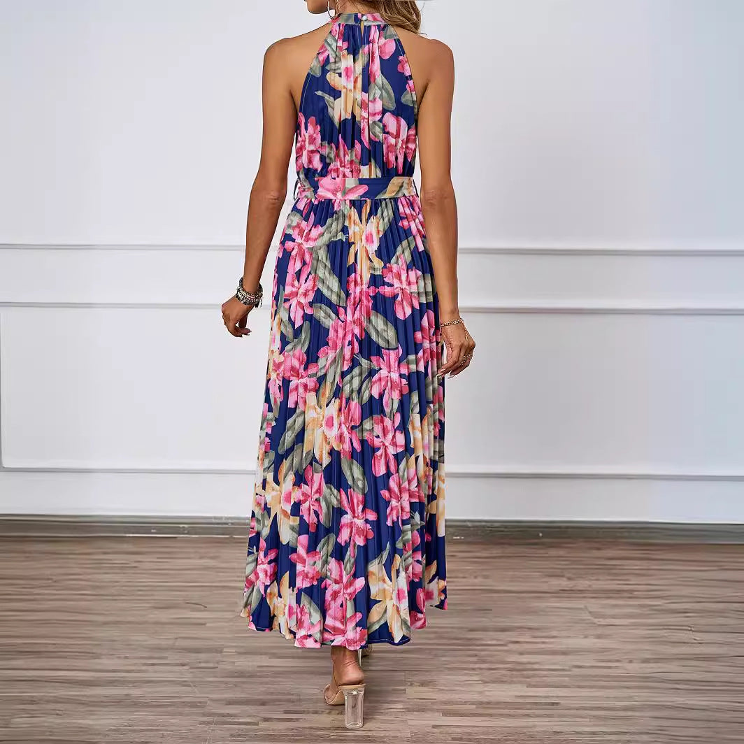 Elegant maxi dress for women with floral design and ruched top Chic & Stil