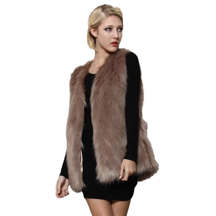 Ladies Cozy Faux Fur Gilet with Elegant Lune London Design