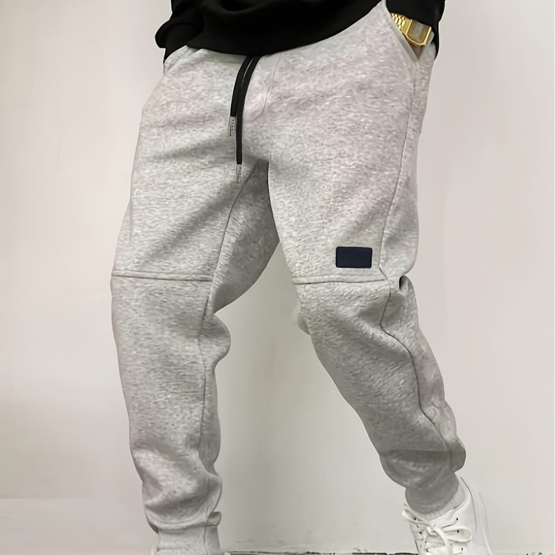 Casual jogger pants for men with elastic waistband and side pockets Lune London
