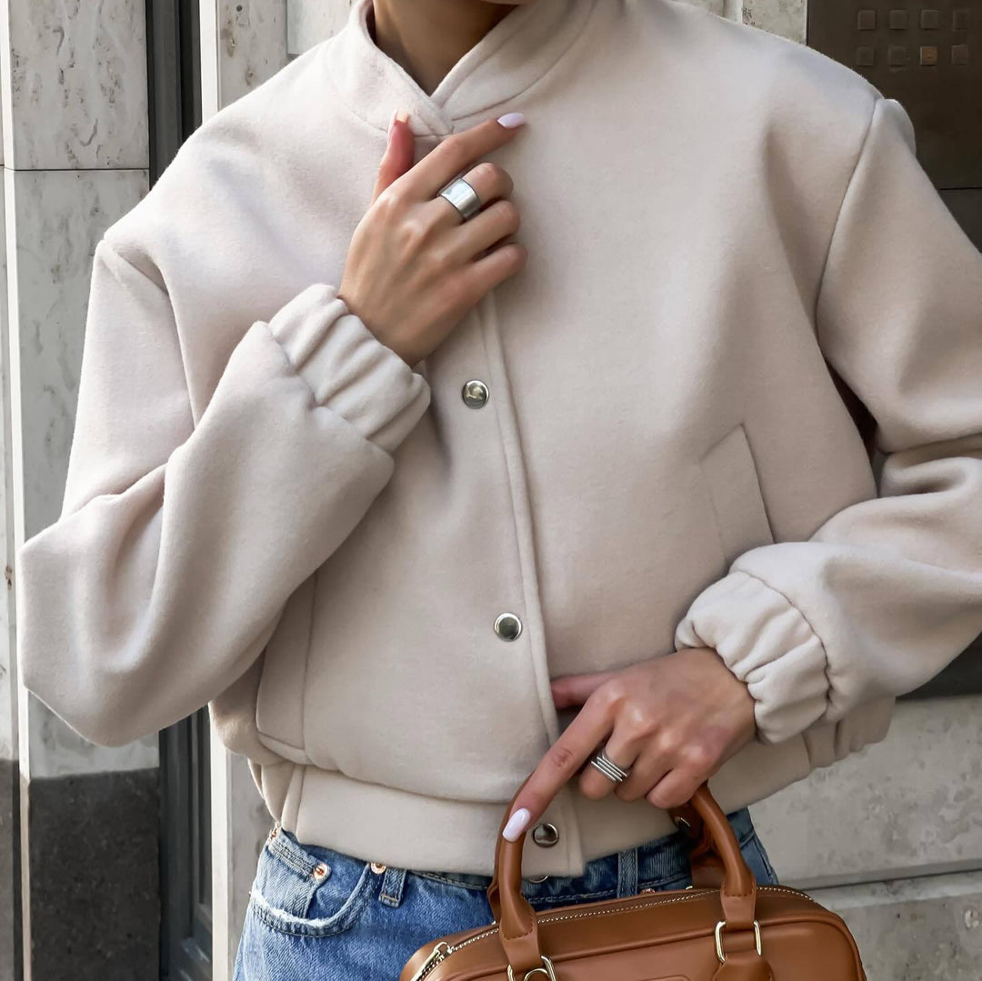 Casual bomber jacket for women with elastic cuffs and chic fashionable cut