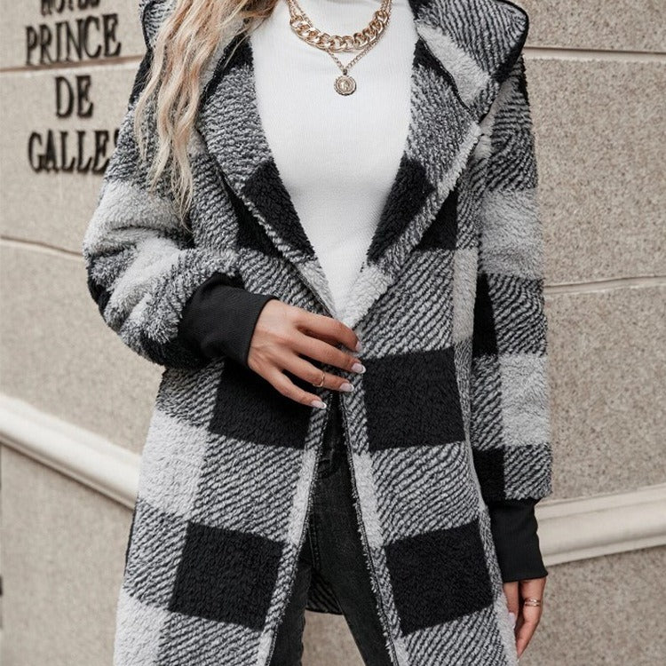 Ladies Cozy Fleece Jacket with Checkered Pattern and Hooded Design Lune London