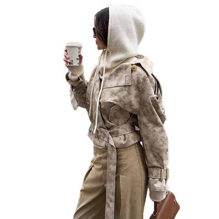 Fashionable women's trench coat with belt and hood Lune London
