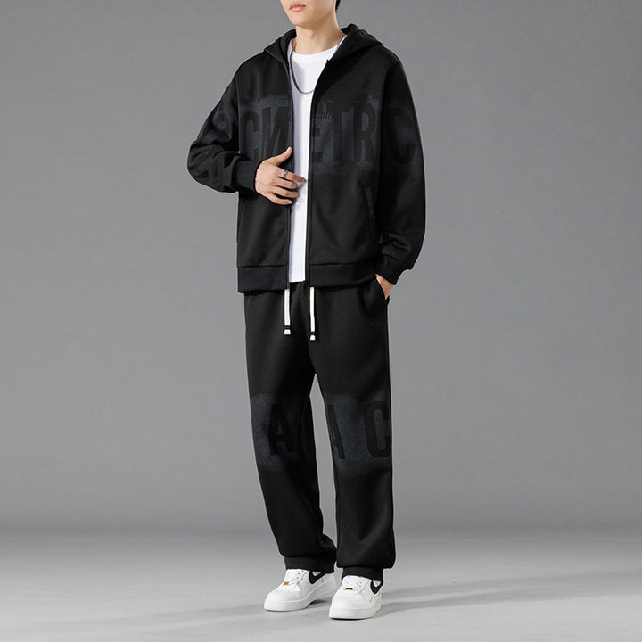 Men's sports suit with an innovative design and practical pockets Lune London
