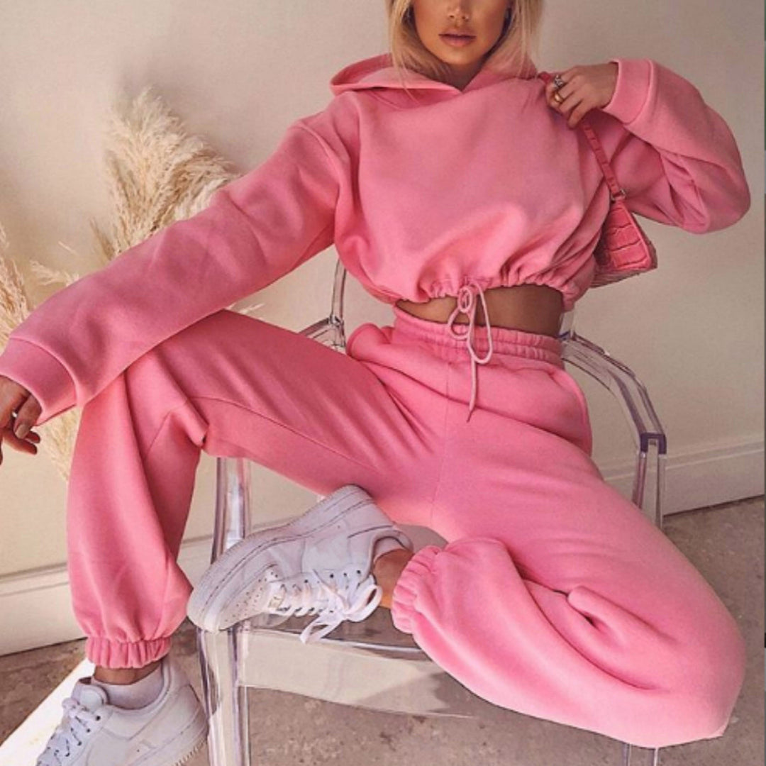 Lune London high-waisted women's short sweatshirt set with kangaroo pocket