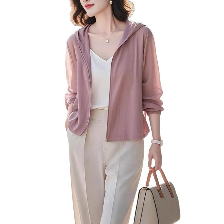 Veste de transition légère pour femmes avec capuche et fermeture éclair pratique Chic & Stil