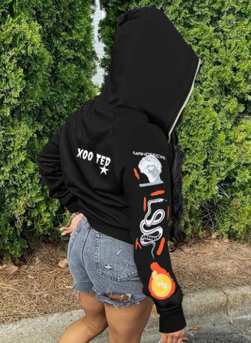 Design hoodie for women with graphic print and pockets Lune London