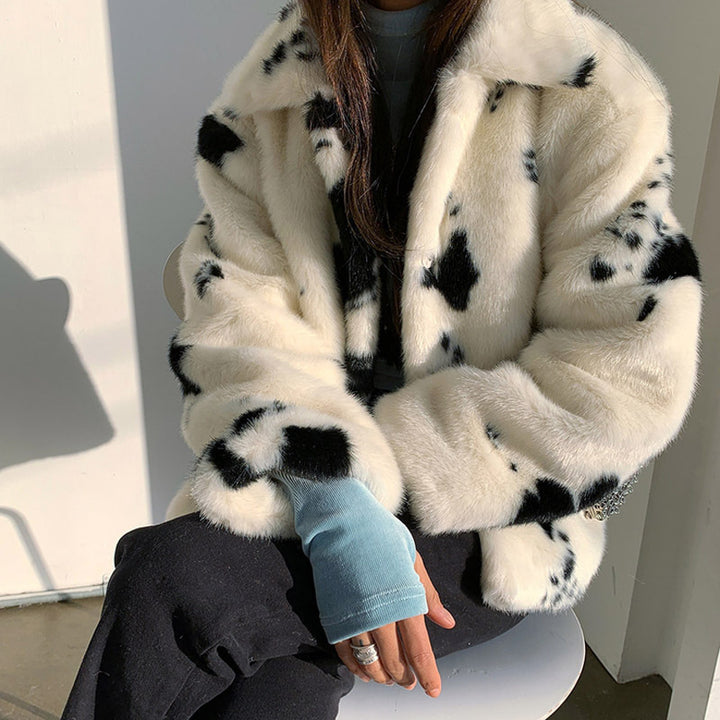 Comfortable plush jacket for women with cow pattern Lune London
